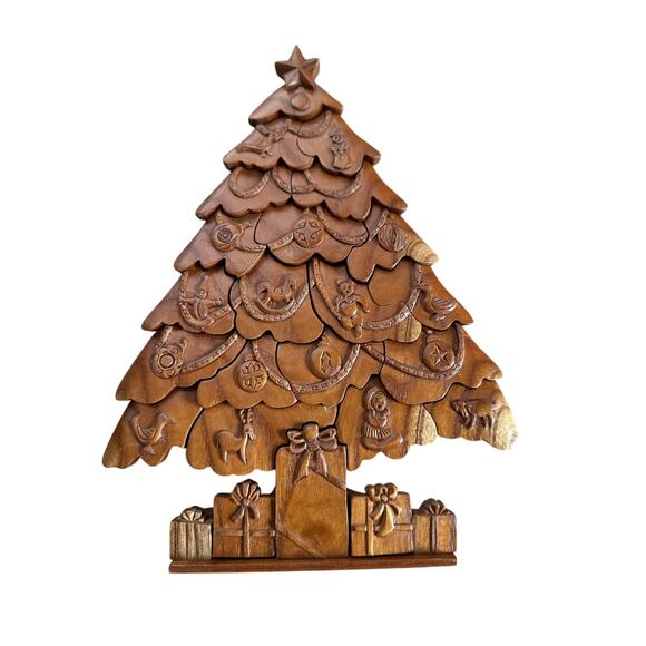 Handcrafted Christmas Tree Puzzle Tabletop Game - Picture 2 of 4